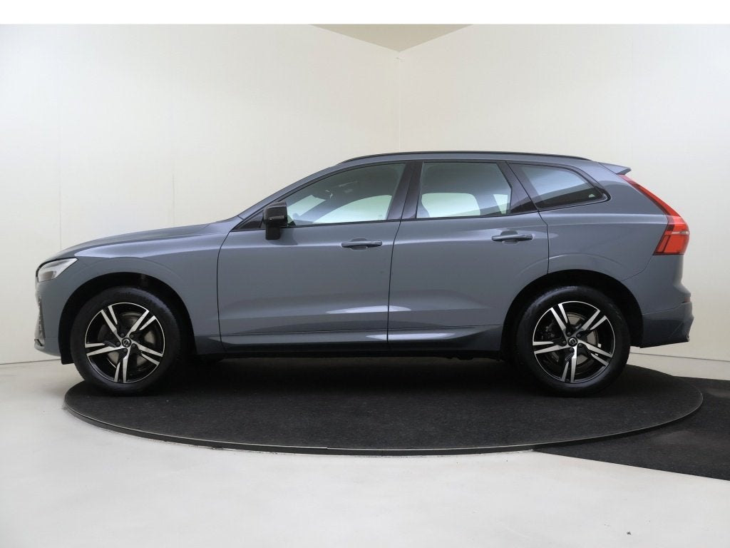 Volvo XC60 B4 R-Design | Panoramadak | Trekhaak | Carplay |, Auto's, Volvo, Automaat, 12 maanden, Gebruikt, 4 cilinders