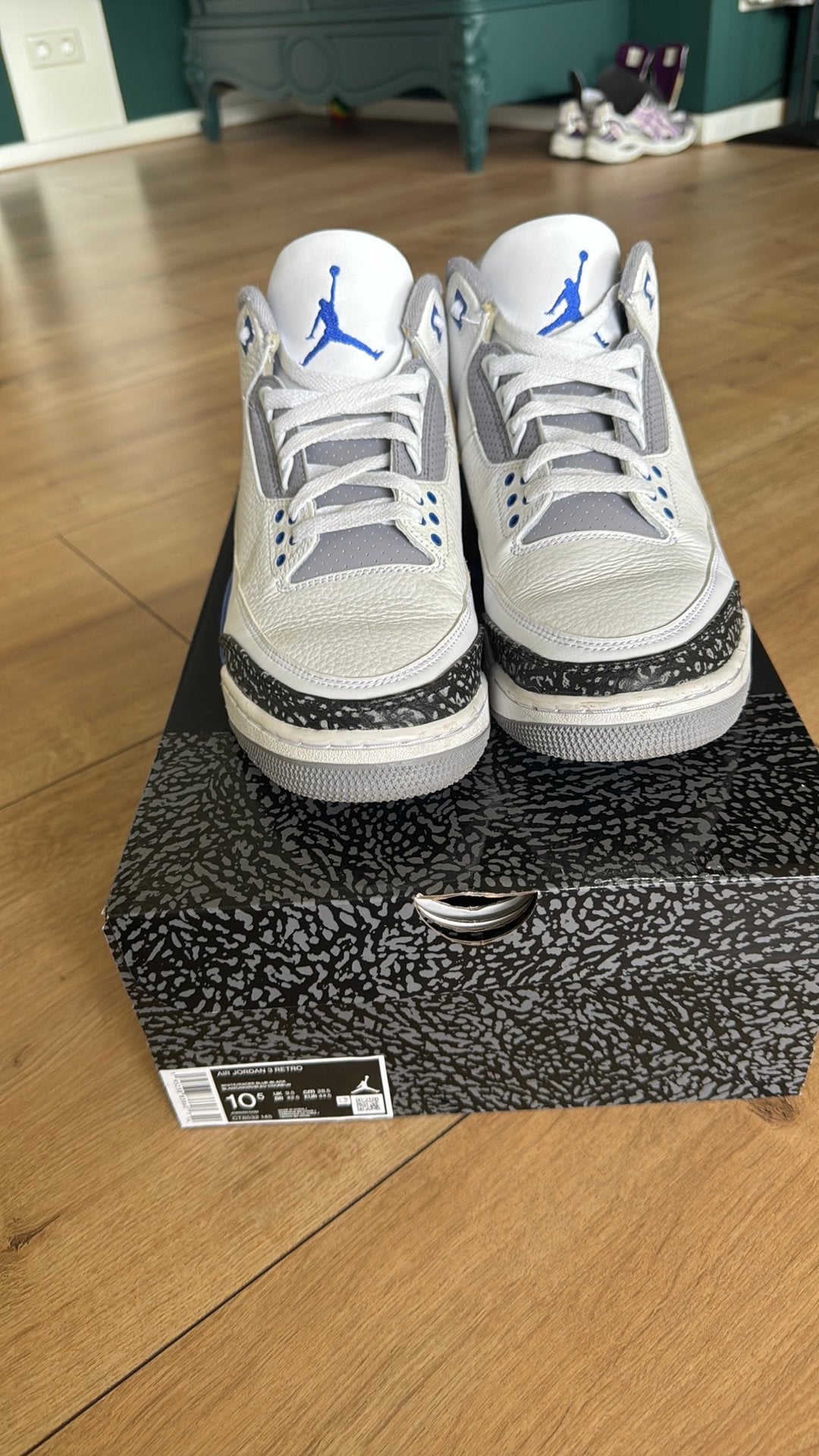 AIR JORDAN 3 RETRO white/racer blue-black  - Maat 44,5, Ophalen of Verzenden, Zo goed als nieuw, Wit, Sneakers of Gympen