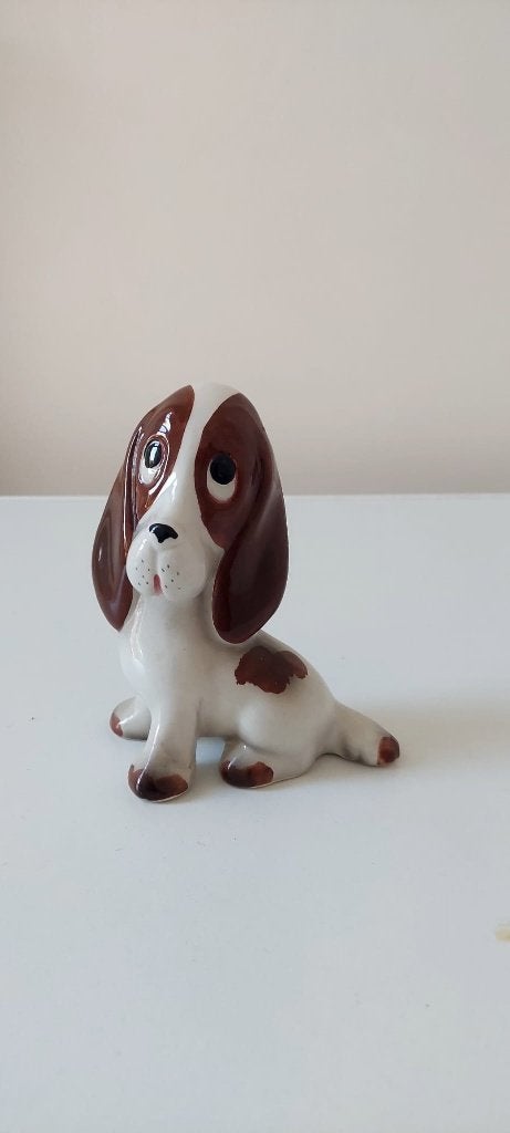 Vintage Keramisch Basset Hound beeld hond (Jaren '70), Ophalen of Verzenden, Zo goed als nieuw, Dier