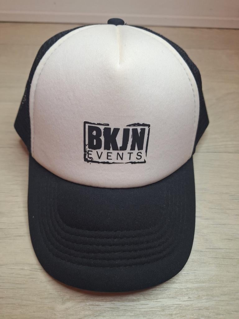 NIEUW BKJN EVENT PETJE ZWART WIT VERSTELBAAR, BKJN, Nieuw, Pet, One size fits all