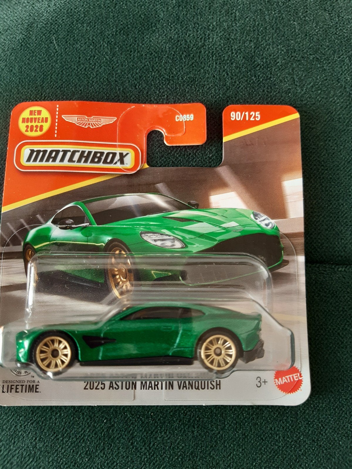 Matchbox Aston Martin  Vanquish, Ophalen of Verzenden, Zo goed als nieuw, Auto