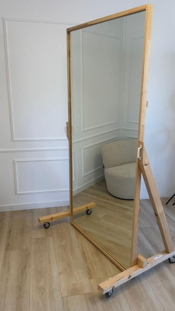 Grote spiegel op wielen - Ideaal voor studio, Gebruikt, 200 cm of meer, Ophalen of Verzenden, 100 tot 125 cm