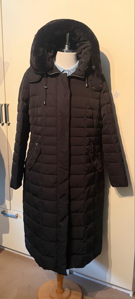Gil Bret Donze winterjas maat 46 met afneembare kraag, Kleding | Dames, Jassen | Winter, Ophalen of Verzenden, Zo goed als nieuw