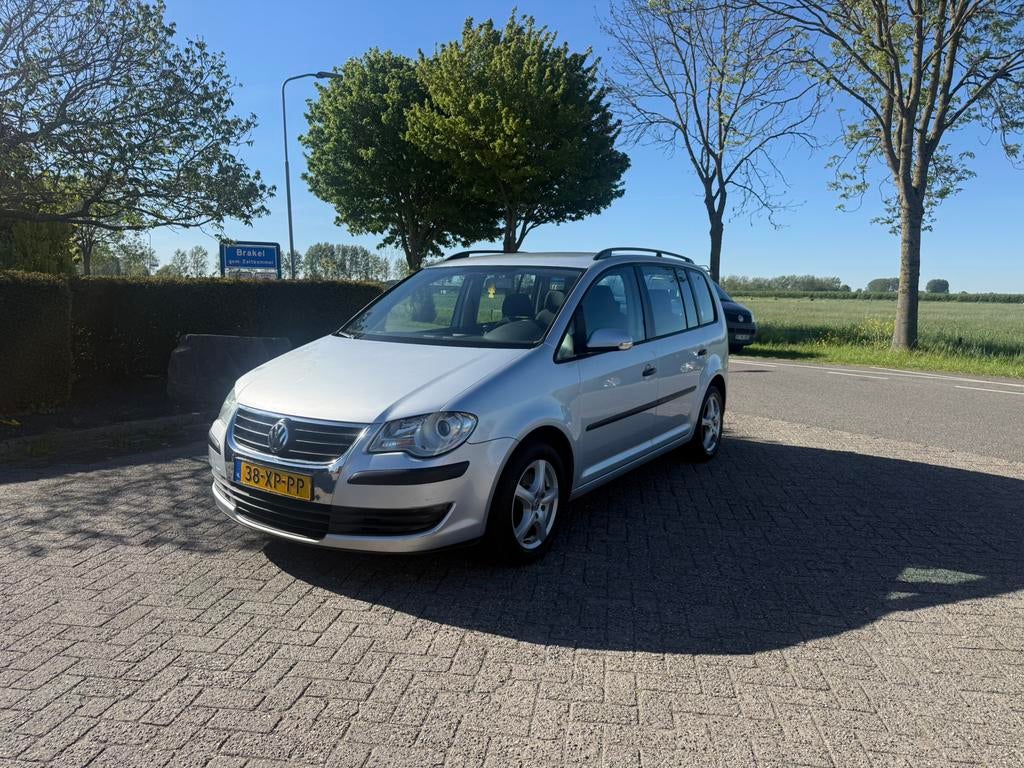 Volkswagen Touran 1.4 TSI 103KW 2007 Grijs, Auto's, Voorwielaandrijving, Stof, Zwart, 4 cilinders