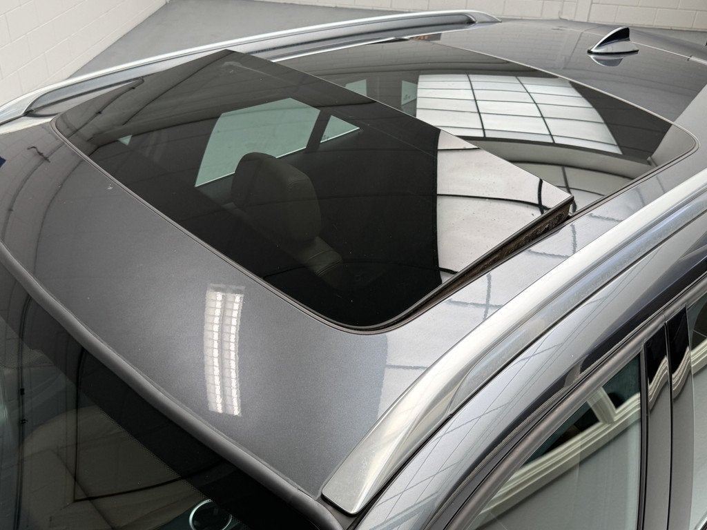 BMW X1 sDrive20i X-line 2013 Facelift NL-auto, Panodak, Euro 6, 4 cilinders, SUV of Terreinwagen, Zilver of Grijs