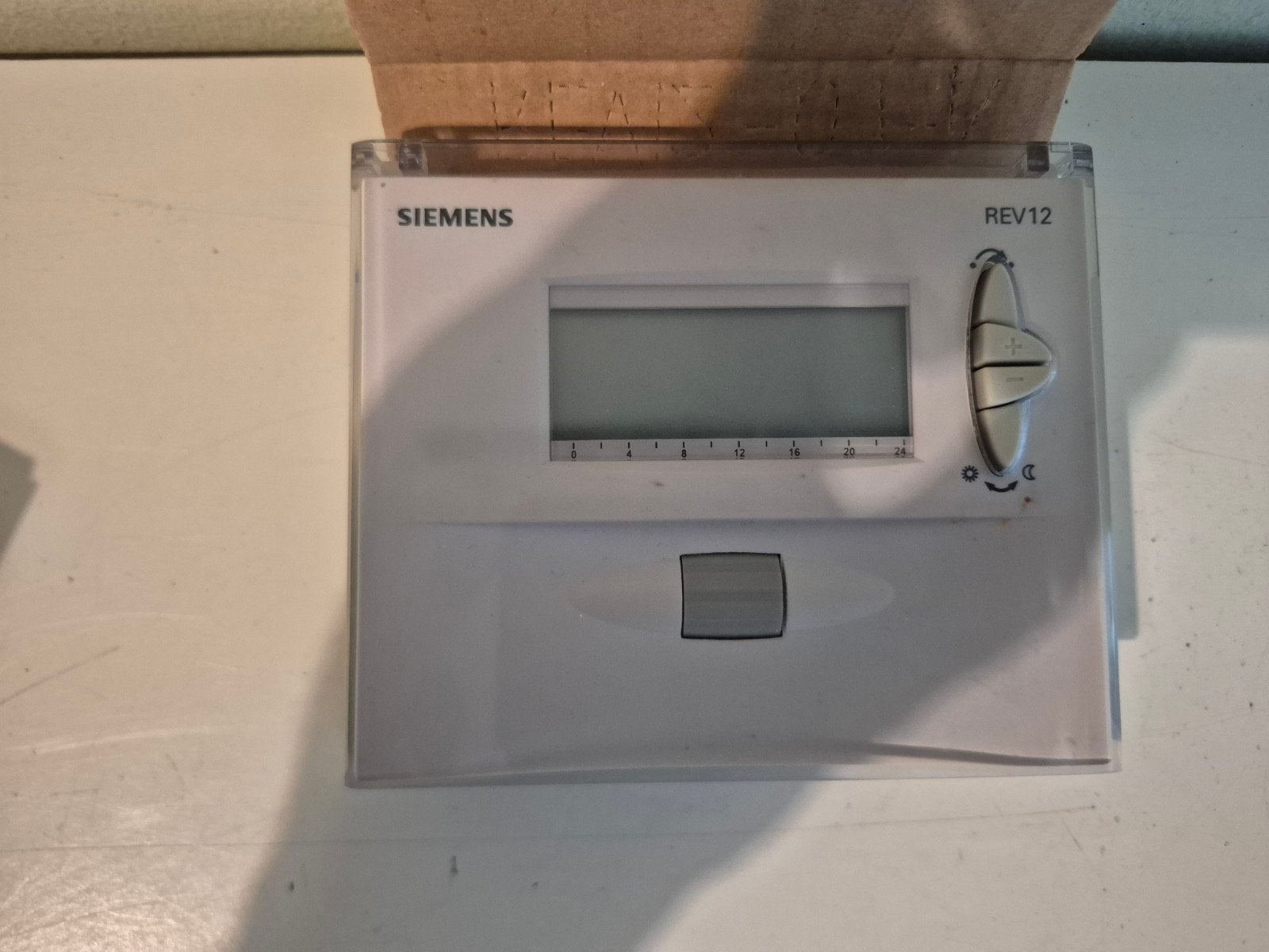 Siemens REV12 HVAC Thermostaat - Nieuw in doos, Ophalen, Nieuw