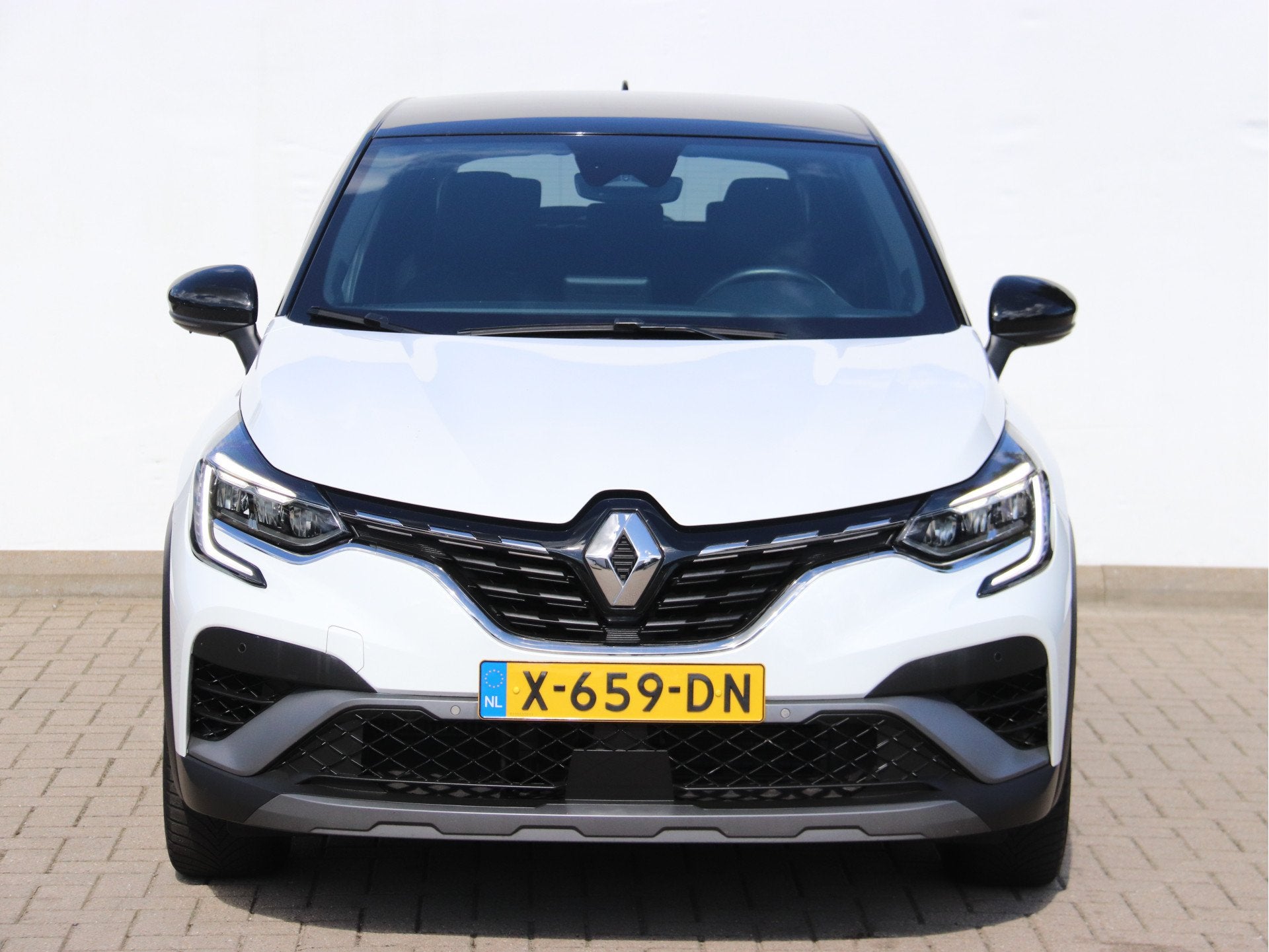 Renault Captur 1.3 mild hybrid 160 R.S. Line SIDESTEPS / ADA, Gebruikt, 4 cilinders, Wit, 1330 cc