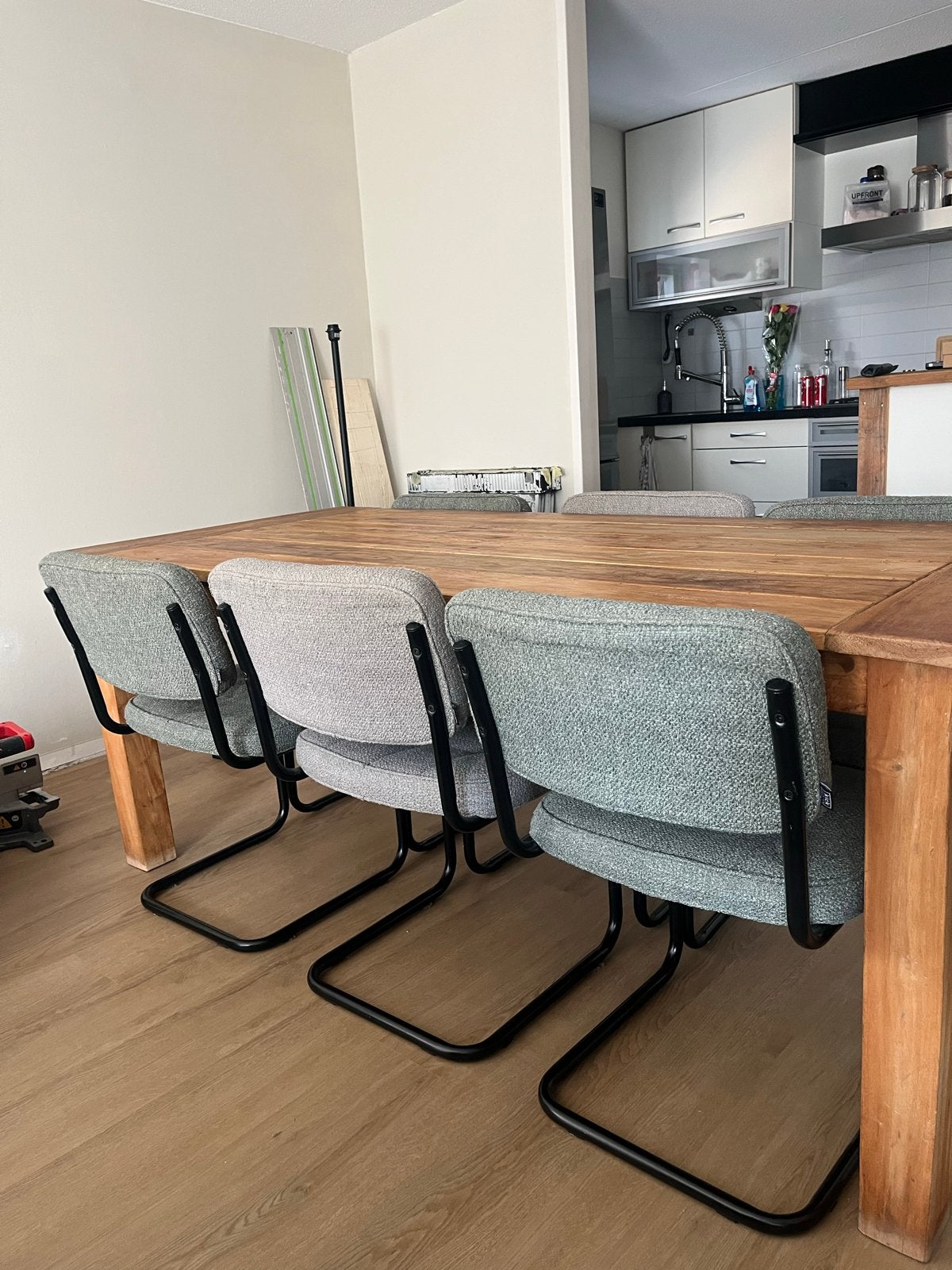 Kick Yves buisframe eetkamerstoelen 4x groen 2x grijs, Ophalen, Gebruikt, Overige kleuren, Vijf, Zes of meer stoelen