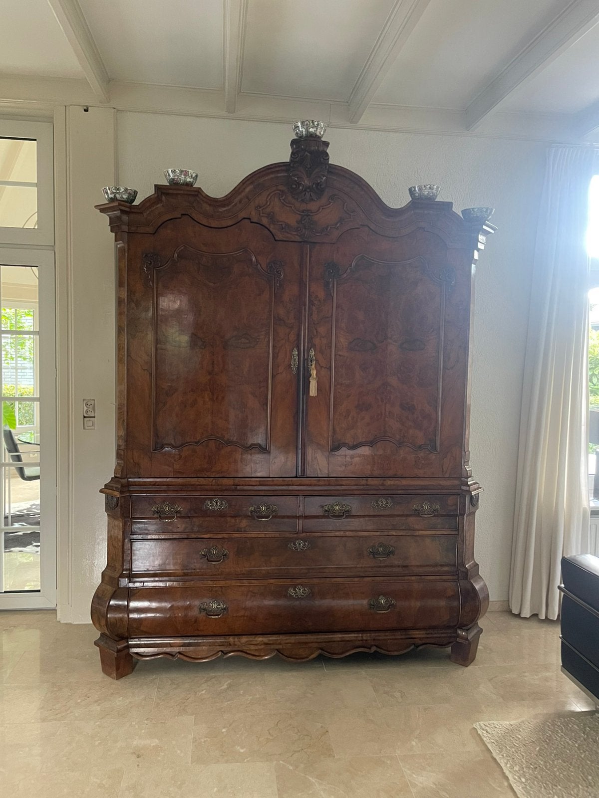 Antiek wortelnoten kabinet, Antiek en Kunst, Ophalen