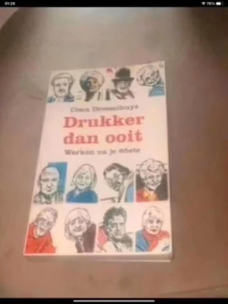 Boek: Drukker dan ooit - Claes Dreesenhuys, Ophalen of Verzenden, Gelezen, Claes Dreesenhuys