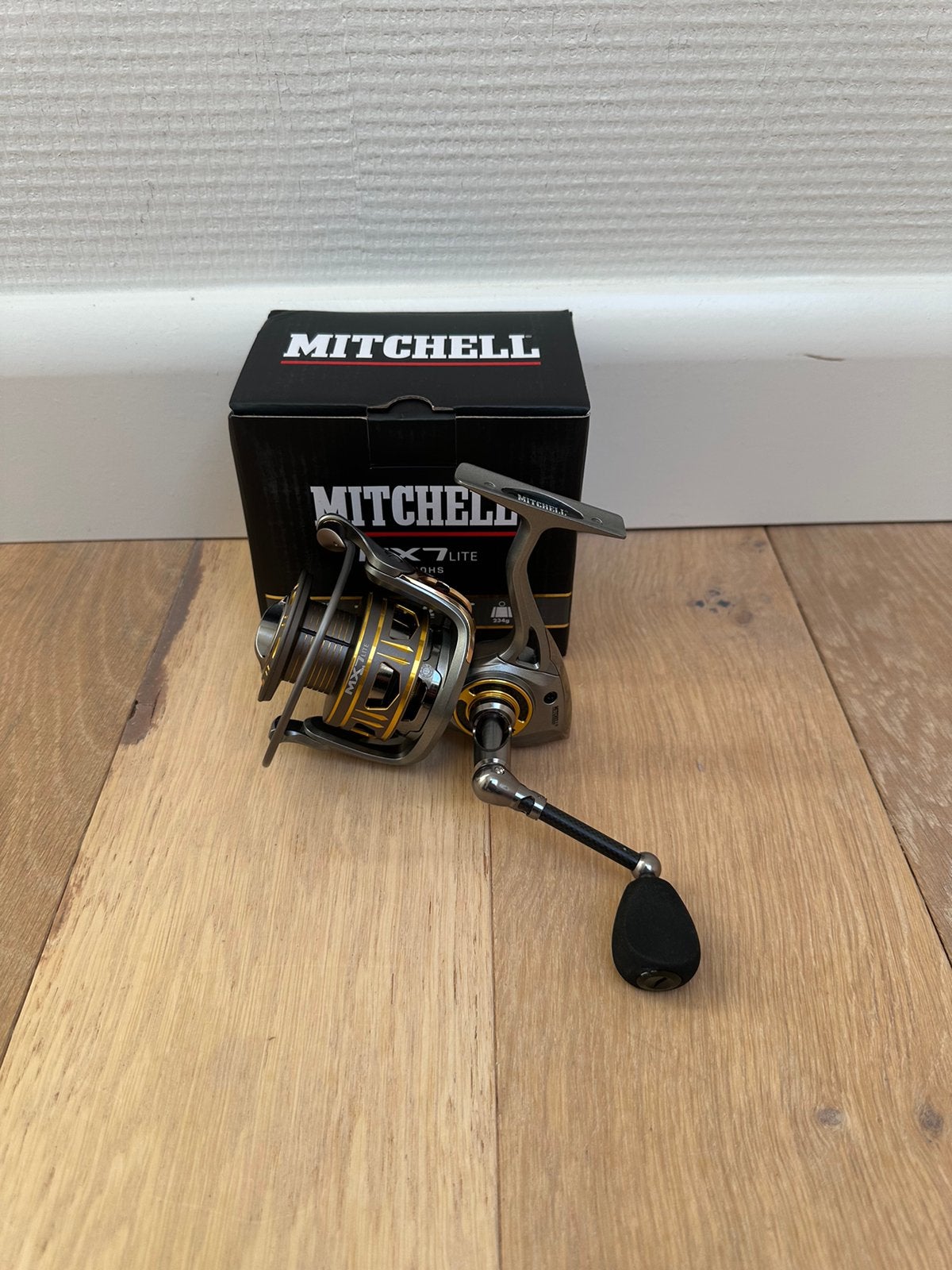 Nieuwe Mitchell MX7 Lite 4000 molen, 11 lagers, Watersport en Boten, Hengelsport | Roofvissen, Nieuw, Molen, Ophalen of Verzenden