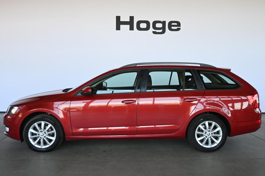 Skoda Octavia Combi 1.6 TDI Greentech Active Cruise control, Auto's, Skoda, Voorwielaandrijving, Euro 5, Stof, Gebruikt