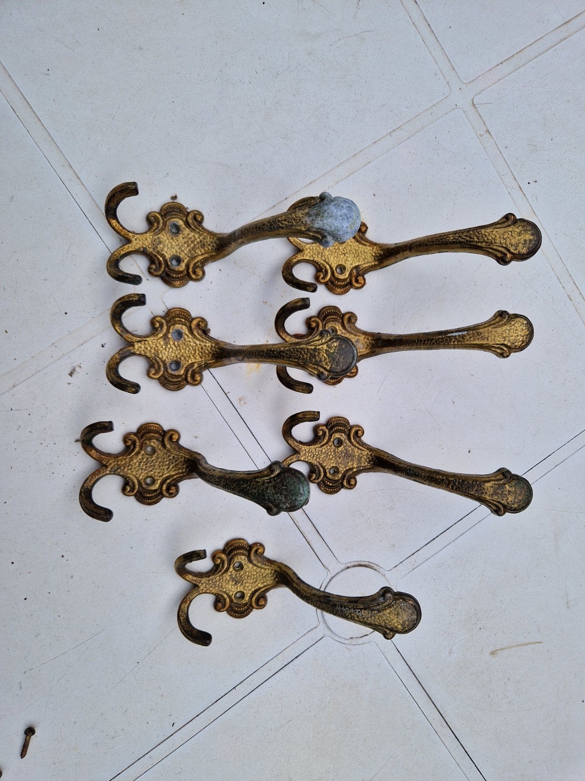 7 Antieke Kapstokhaken - 5cm breed, 17cm hoog, Gebruikt, Wandhaken, Verzenden, Minder dan 100 cm