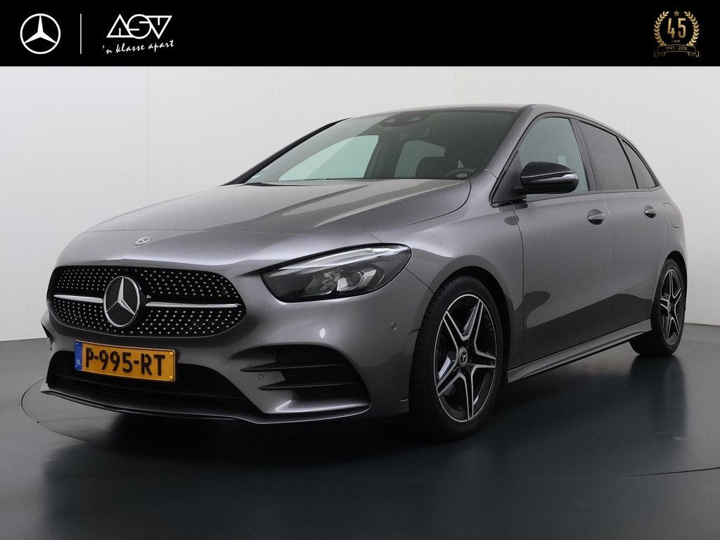 Mercedes-Benz B-klasse 180 AMG Business Solution | Sfeerverl, 136 pk, Gebruikt, 4 cilinders, 700 kg