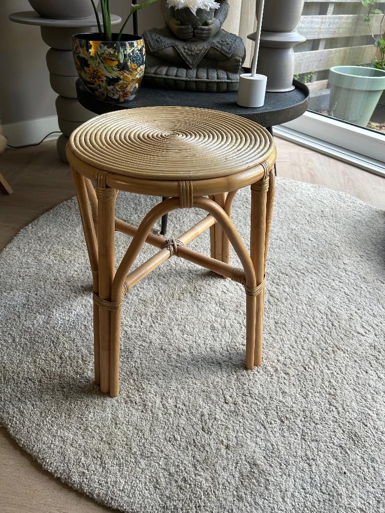 Rotan Rieten Bijzettafel, Huis en Inrichting, Tafels | Bijzettafels, 45 tot 60 cm, Minder dan 55 cm, Rond, Ophalen of Verzenden