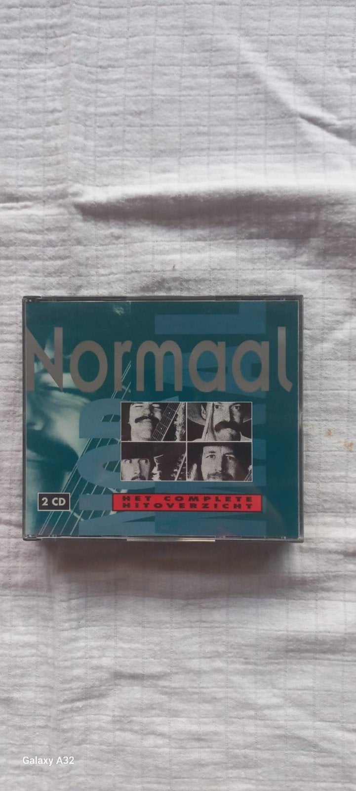 2 CD-compilatie "Het Complete Hitoverzicht" van Normaal, Cd's en Dvd's, Ophalen of Verzenden, Zo goed als nieuw, Nederlandstalig