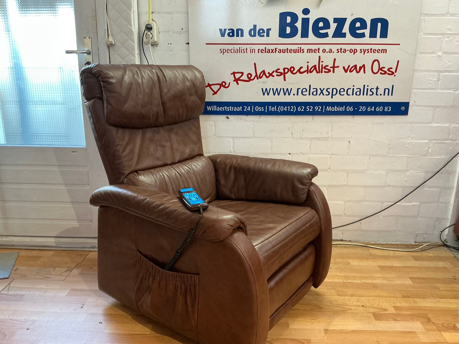 Relaxfauteuil met 5 motoren, Ophalen of Verzenden, Zo goed als nieuw, 50 tot 75 cm
