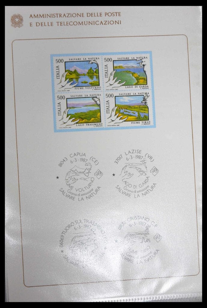 Doos met 9 postzegels collecties, Koopje!, Postzegels en Munten, Postzegels | Volle albums en Verzamelingen, Ophalen of Verzenden