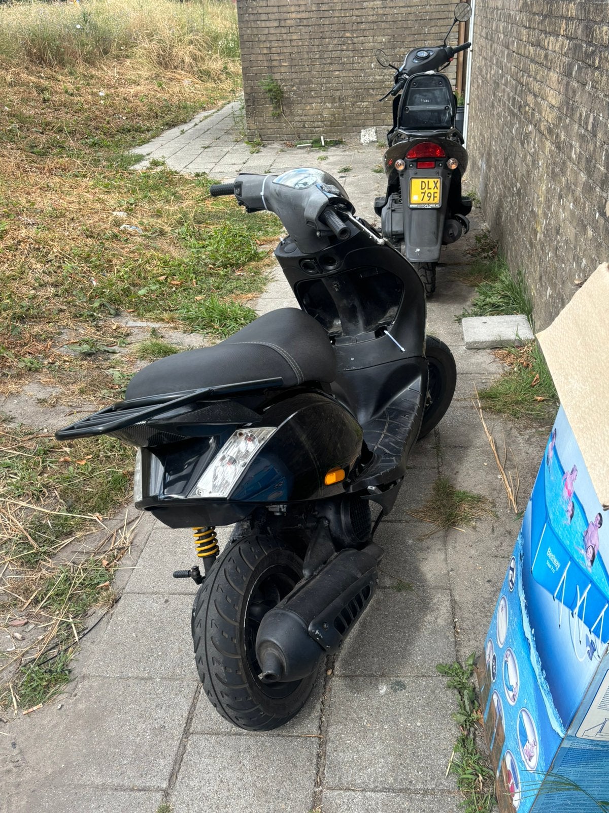 Piaggio zip 125cc stage 2 zonder 123, Fietsen en Brommers, Scooters | Piaggio, Ophalen of Verzenden, Zo goed als nieuw, Tweetakt