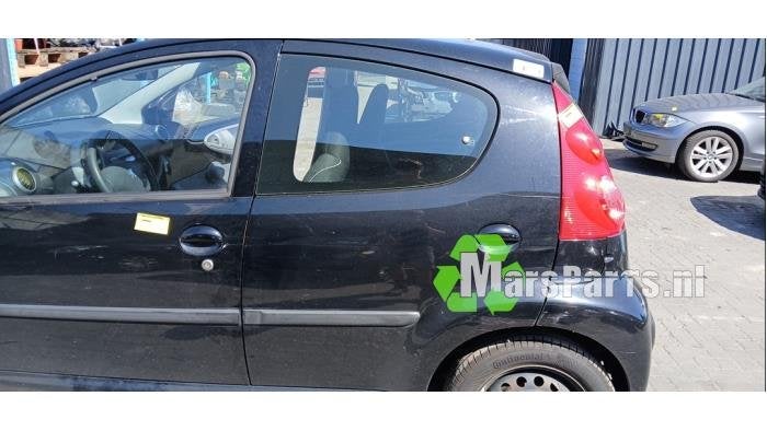 Portier 4Deurs links-achter van een Peugeot 107, Gebruikt, -, Deur, -