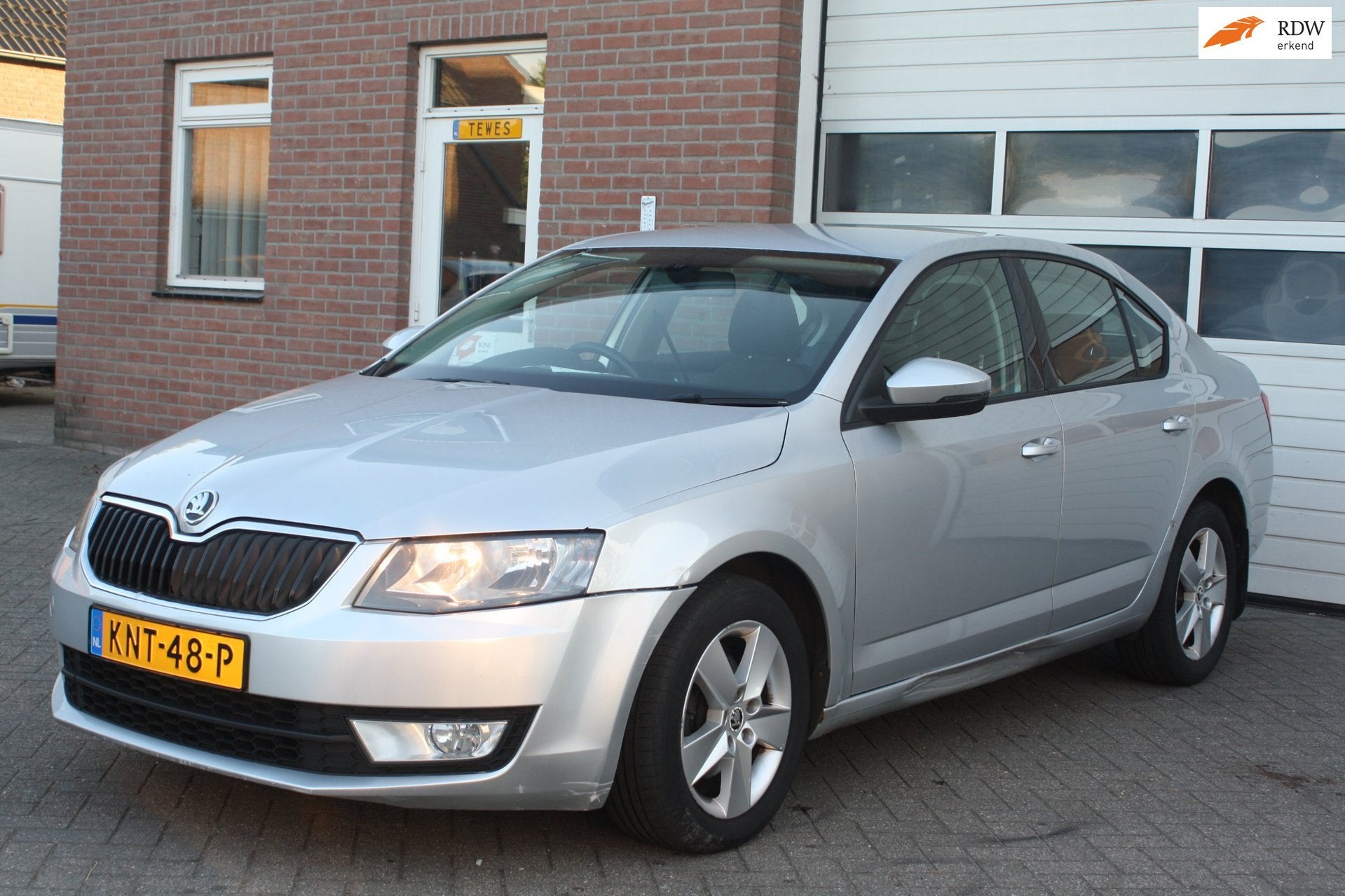 Skoda Octavia 1.6 TDI Greenline Ambition right hand drive. a, Auto's, Skoda, Gebruikt, Overige carrosserieën, Origineel Nederlands