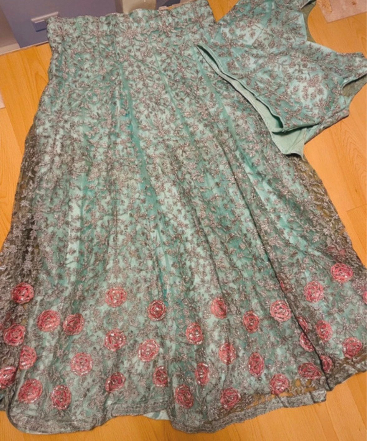 Indiase lehenga, Ophalen of Verzenden, Zo goed als nieuw, Overige typen