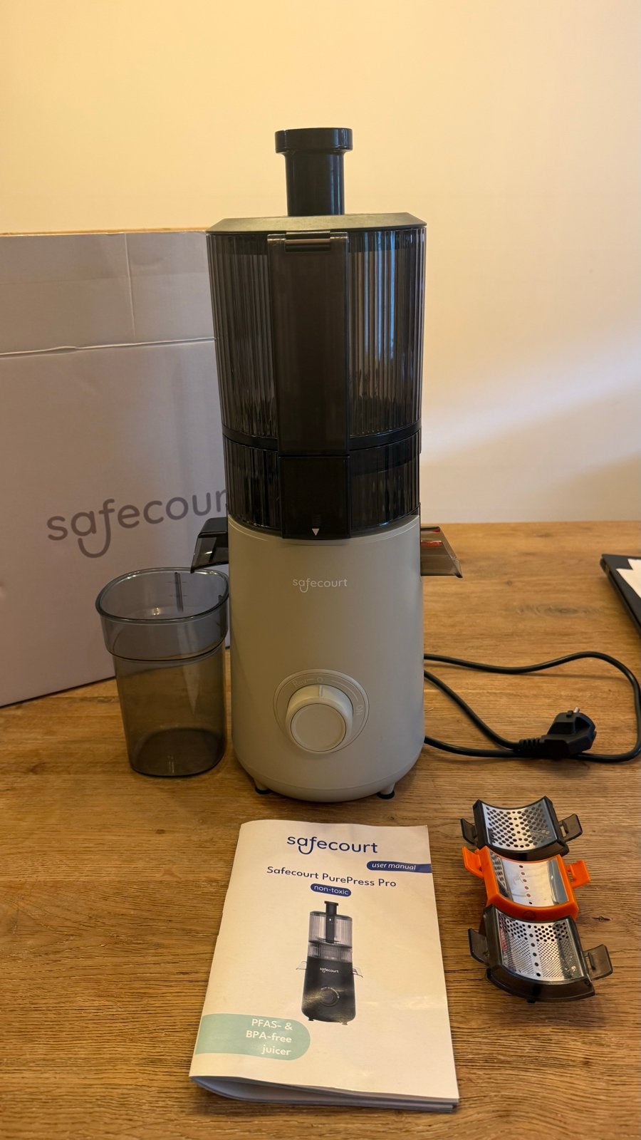Safecourt juicer - defect, voor onderdelen of reparatie, Ophalen of Verzenden, A, Niet werkend, A