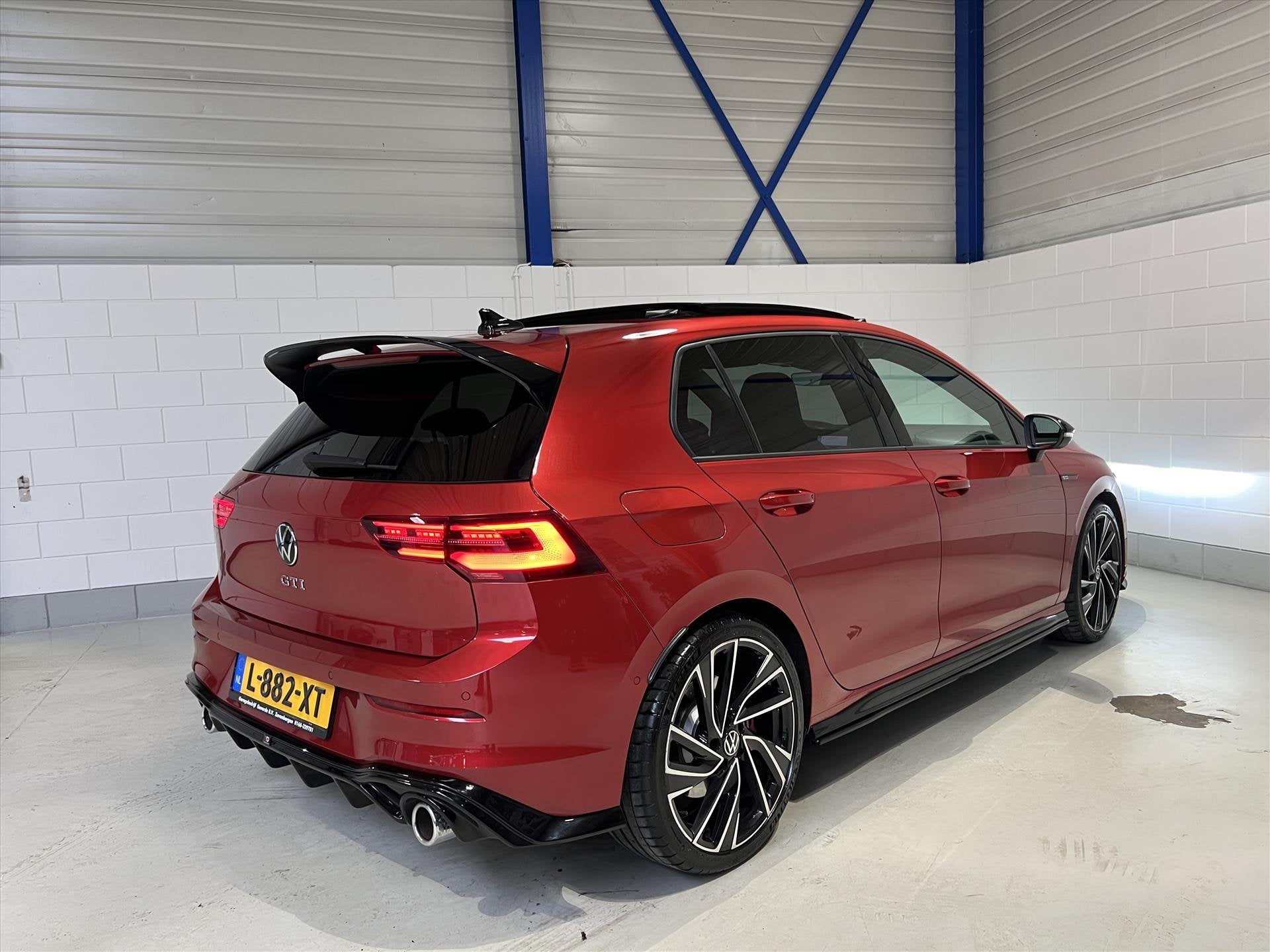 Volkswagen Golf 2.0 TSI 245pk 7-DSG GTI, Pano, Led, NAP, Dealer onderhouden, Euro 6, 4 cilinders, 1984 cc