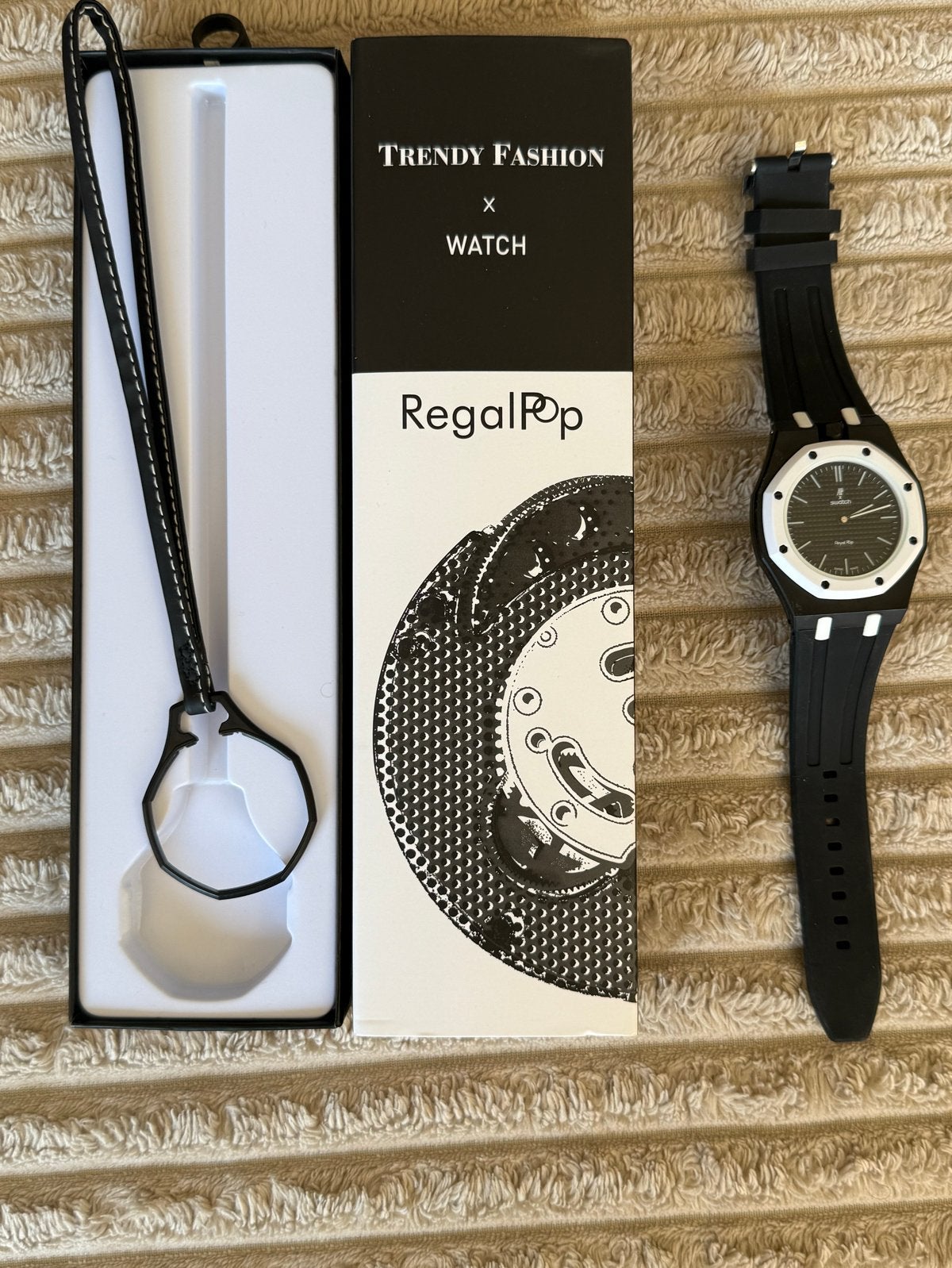 AP x Swatch Royal Pop Horloge met armband, Ophalen of Verzenden, Nieuw