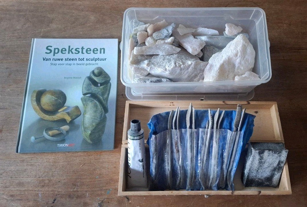 Speksteen bewerkingsset met boek en stenen, Ophalen, Gebruikt, Overige thema's, Meerkleurig