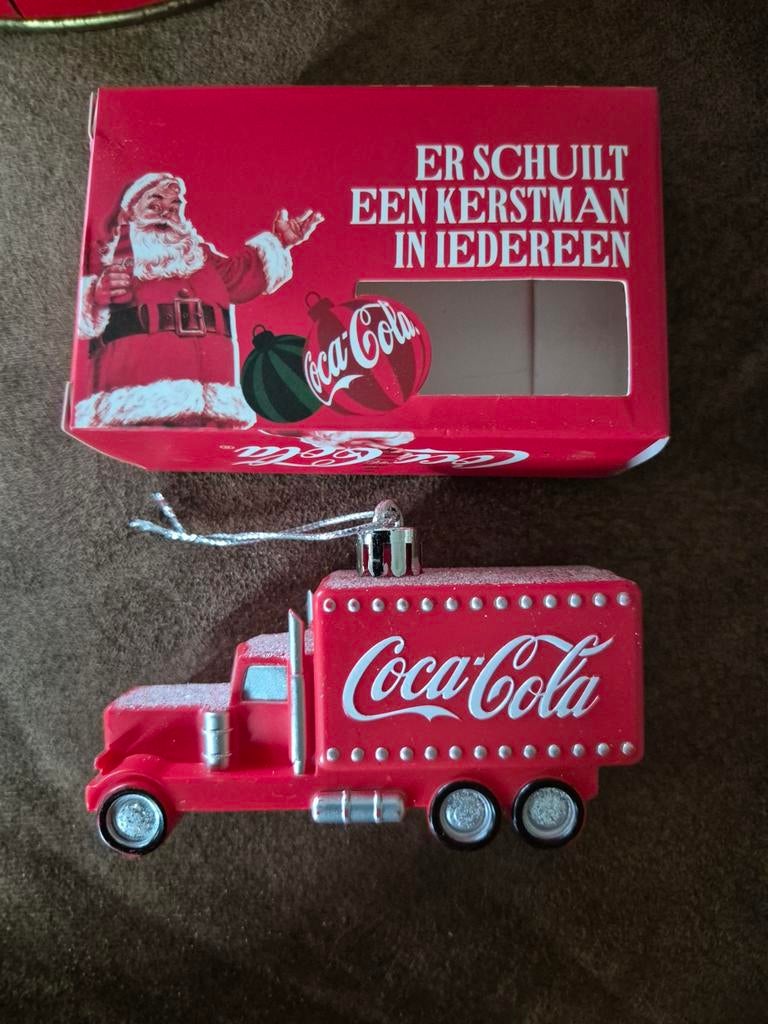 Coca cola kerstbal vrachtauto, Ophalen of Verzenden, Gebruiksvoorwerp
