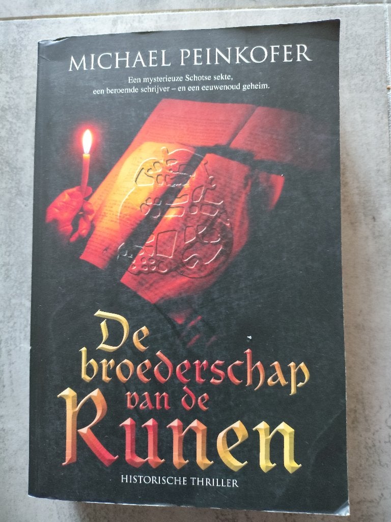 De Broederschap van de Runen in nette staat, Ophalen of Verzenden, Zo goed als nieuw