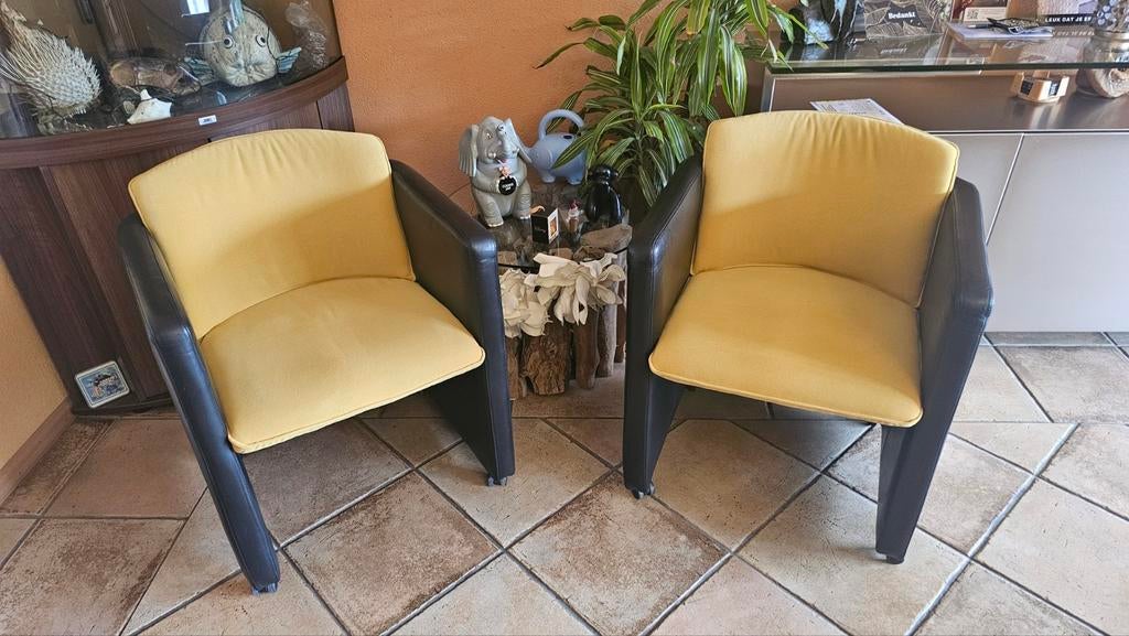 Leolux leer met stoffen stoelen.bv aan tafel,lounche,kantoor, Huis en Inrichting, Ophalen, Zwart, Zo goed als nieuw, Vijf, Zes of meer stoelen