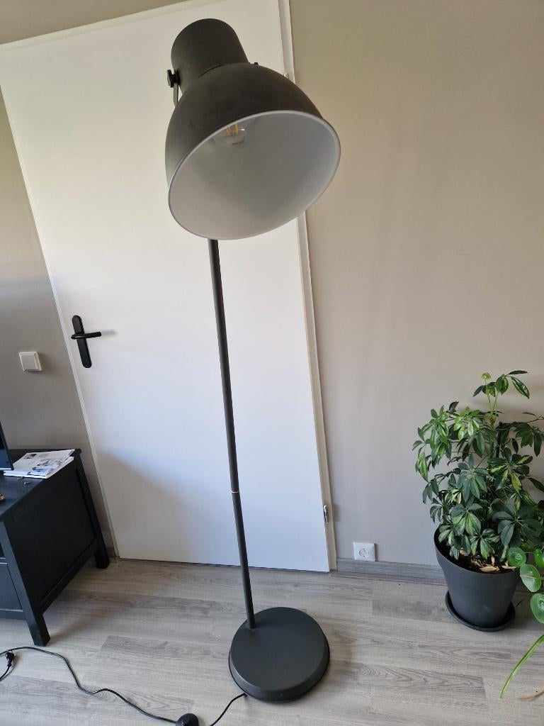 IKEA Vloerlamp zwart (industrieel design), Ophalen, Zo goed als nieuw, 150 tot 200 cm