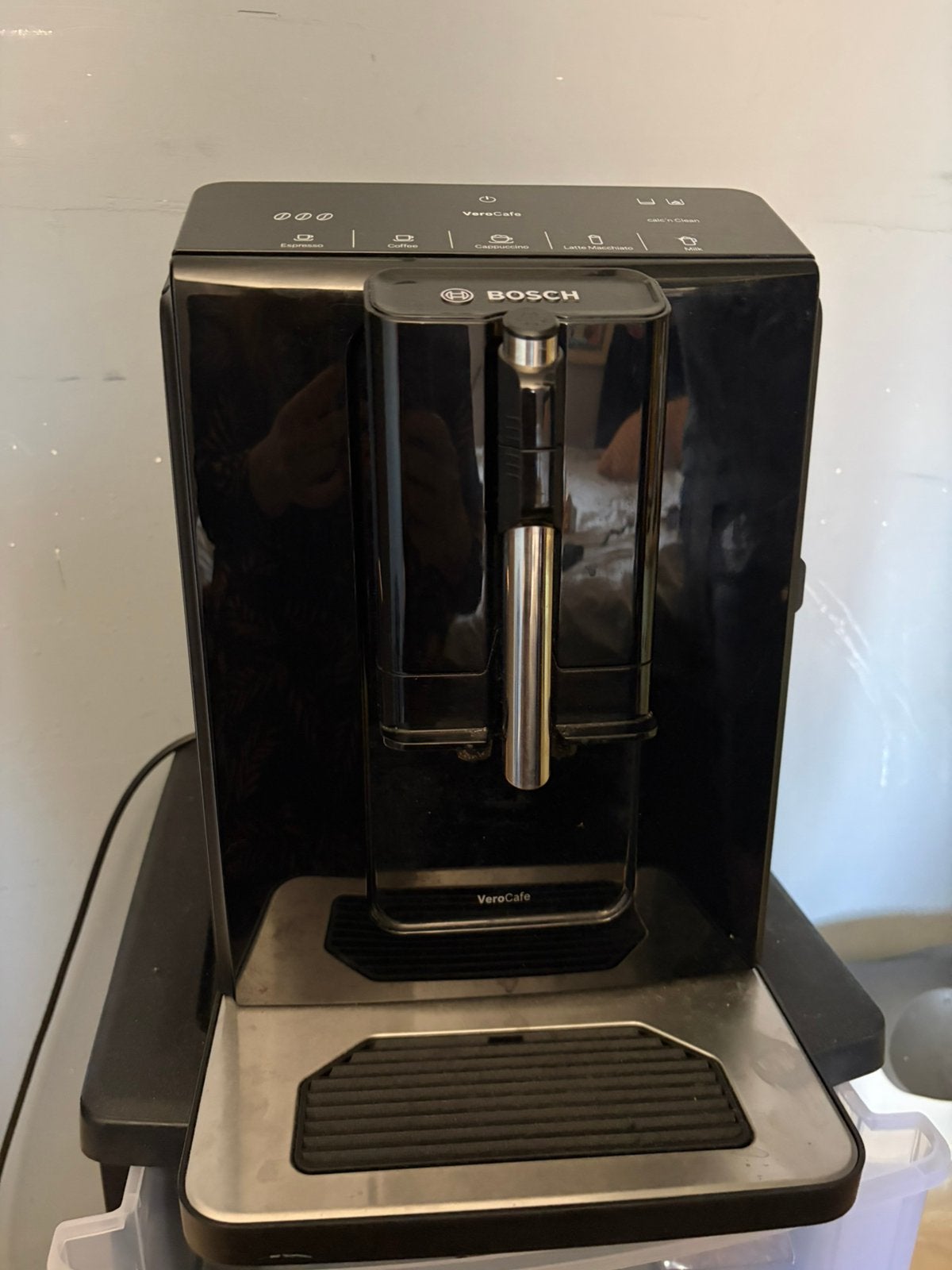 Vol automatische koffie zetapparaat, Ophalen, Zo goed als nieuw, Koffiemachine