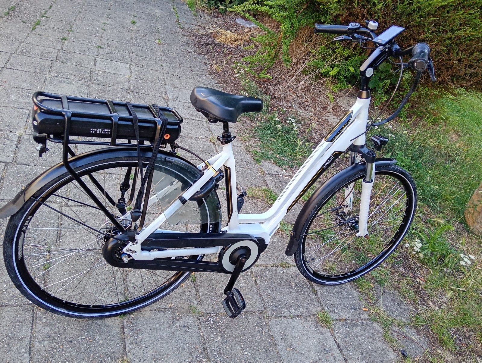 Amslod elektrische fiets - Zo goed als nieuw, Fietsen en Brommers, Overige merken, Ophalen of Verzenden, Zo goed als nieuw, 51 tot 55 cm