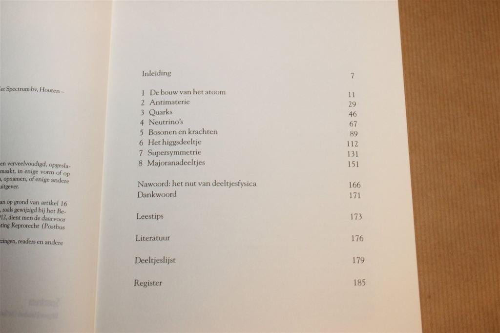 De Deeltjesdierentuin — Atomen, Neutrino\'s & Higgs, Ophalen of Verzenden, Gelezen, Natuurwetenschap