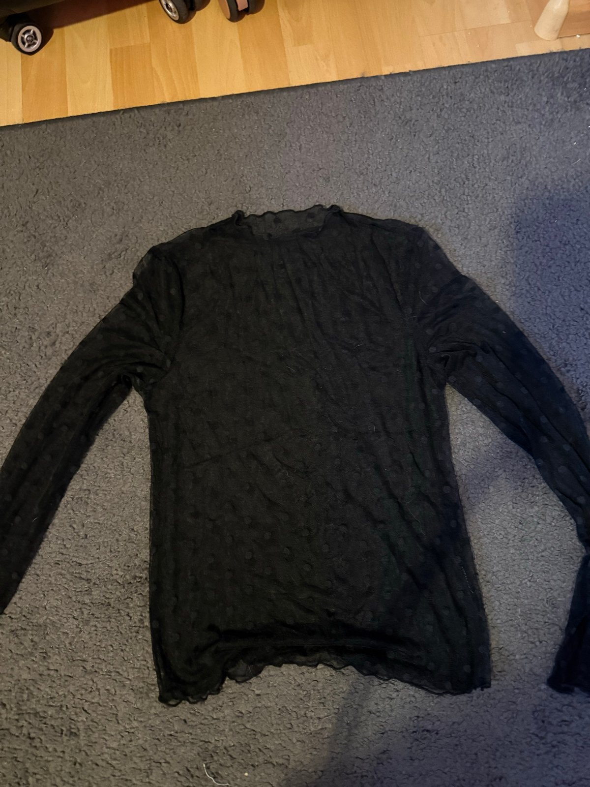 Zwarte mesh top met stippen - Nieuwstaat, Ophalen of Verzenden, Nieuw, Zwart, Lange mouw