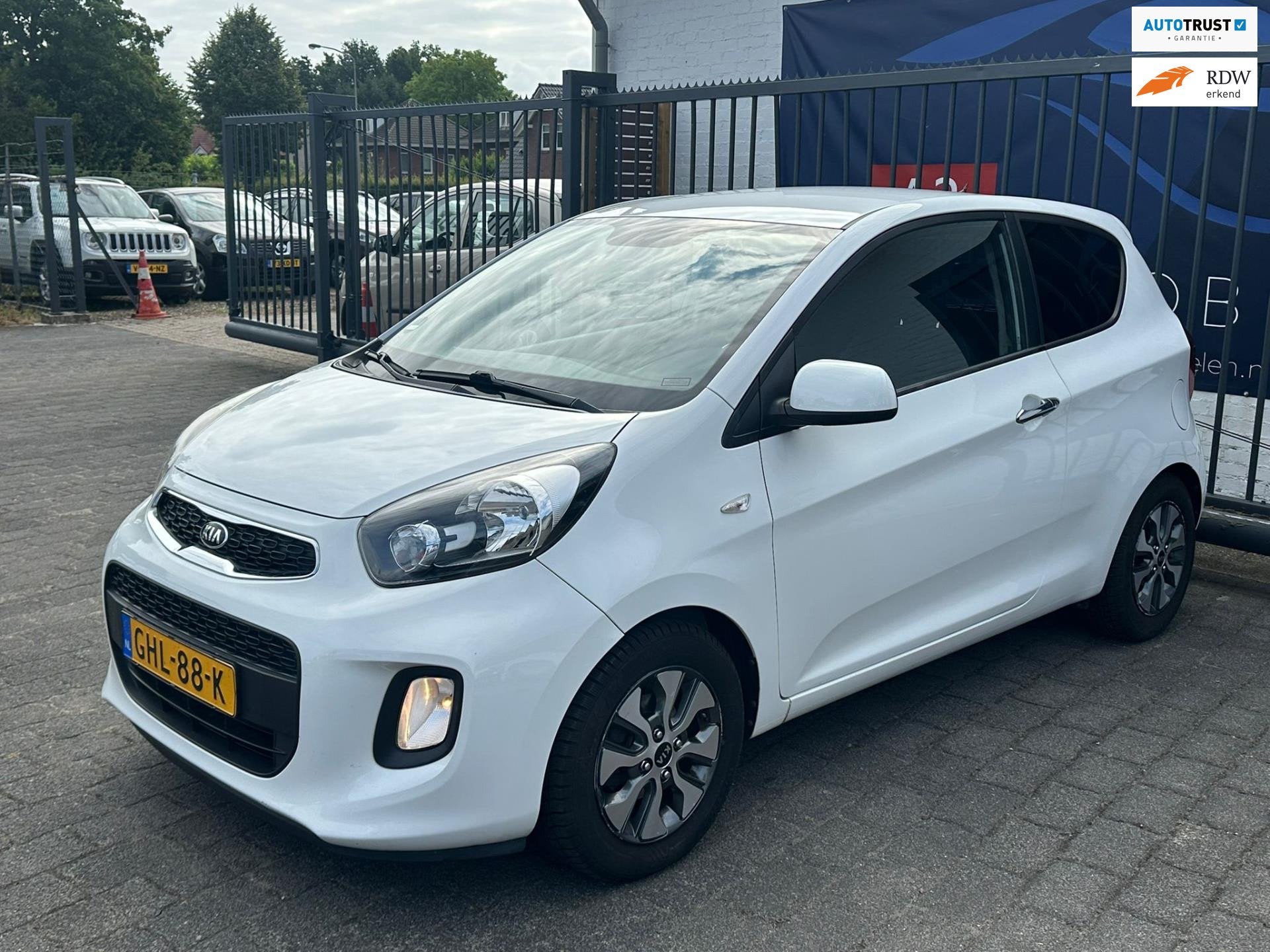 Kia PICANTO 1.0 CVVT ComfortLine / AIRCO / STOELVERWARMING /, Voorwielaandrijving, Gebruikt, Euro 6, Stoelverwarming
