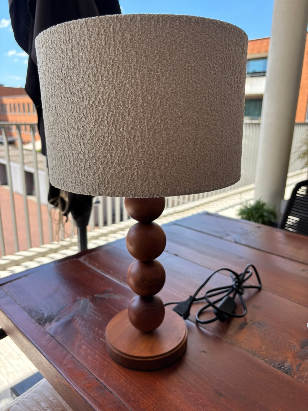 Nieuwe tafel/schemer lamp, hout met beige kap, Nieuw, Schemerlamp, Hout, Ophalen