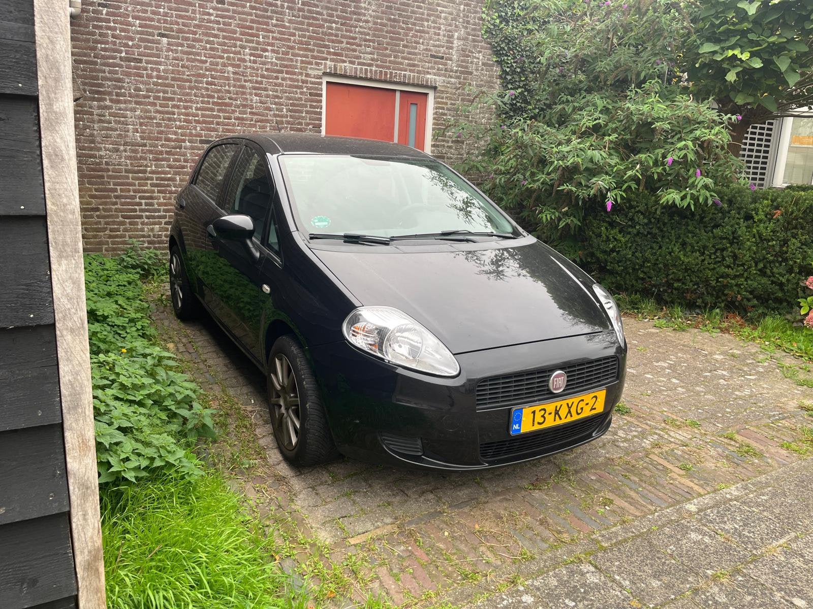 Fiat Punto 1.2 5DR 2010 Zwart, Auto's, 1005 kg, Stof, 40 €/maand, 4 cilinders