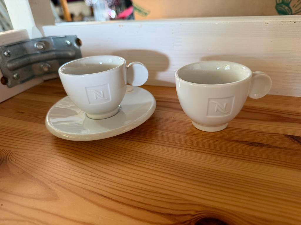 Nespresso kopjes, Ophalen