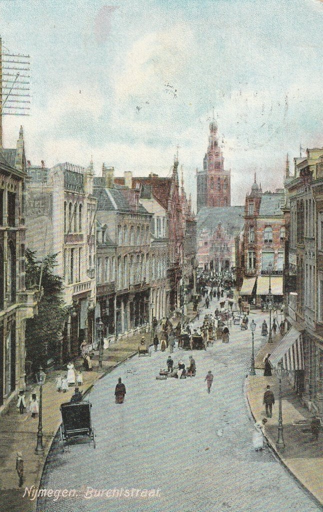 Nijmegen Burghtstraat 1907 -veel volk markt (?)-, Ophalen, Voor 1920, Gelopen, Gelderland