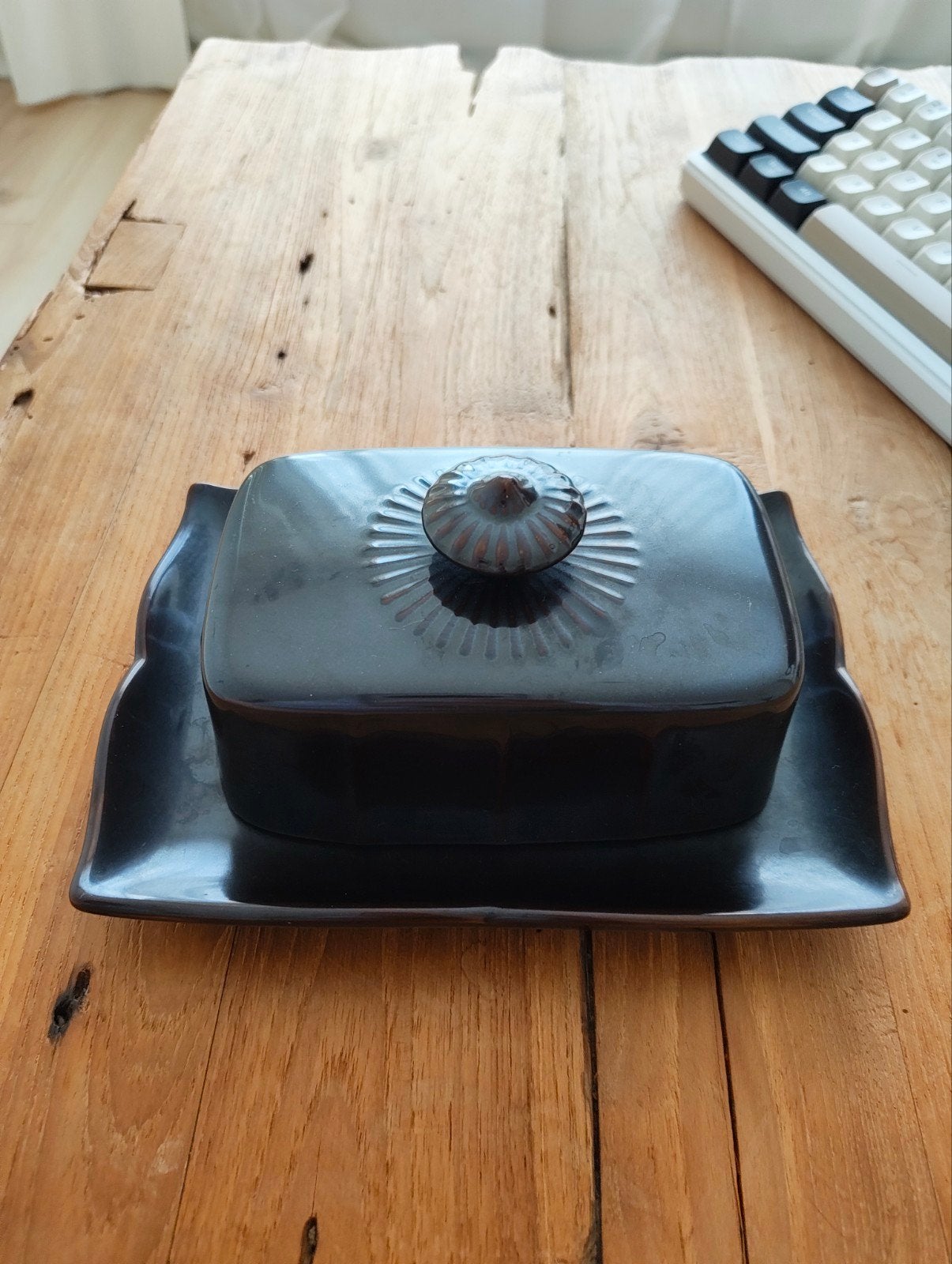 Nieuw: kuip botervloot van keramiek aubergine zwart boter, Ophalen, Nieuw