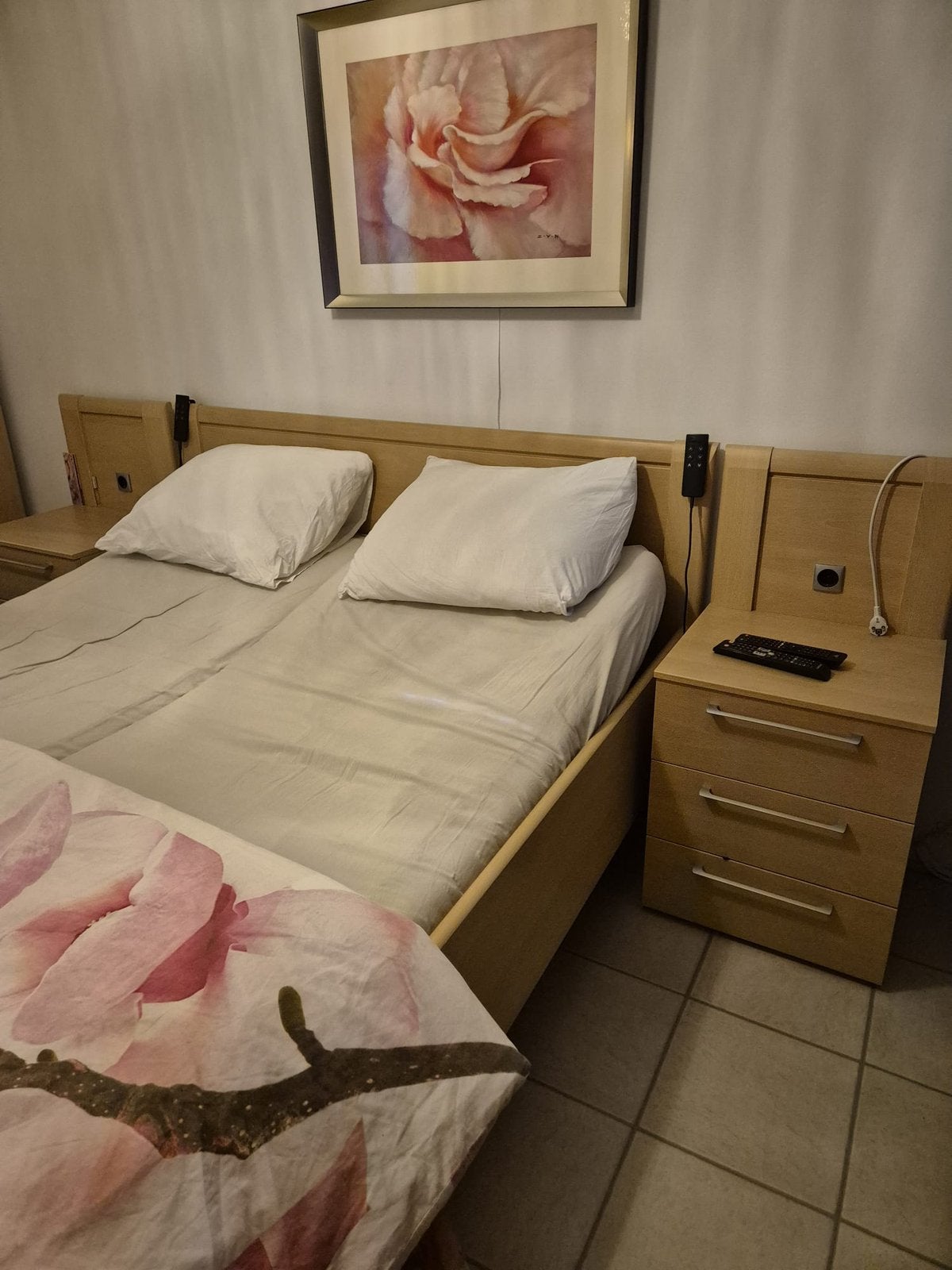 Bruin creme 2 persoonsbed, Huis en Inrichting, Slaapkamer | Bedden, Ophalen of Verzenden, Tweepersoons, Hout, 180 cm