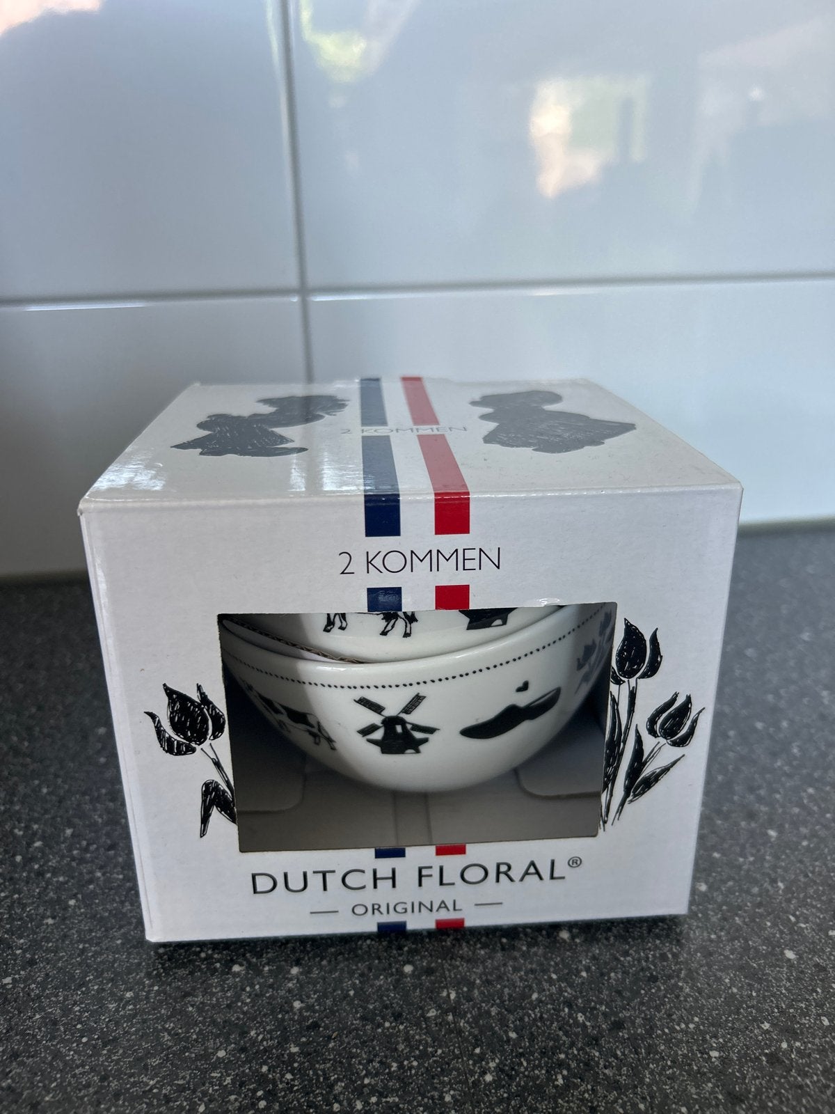 Dutch Floral Kommen Set en kop met schotel- Nieuw in Doos, Huis en Inrichting, Keuken | Servies, Ophalen, Overige merken, Keramiek