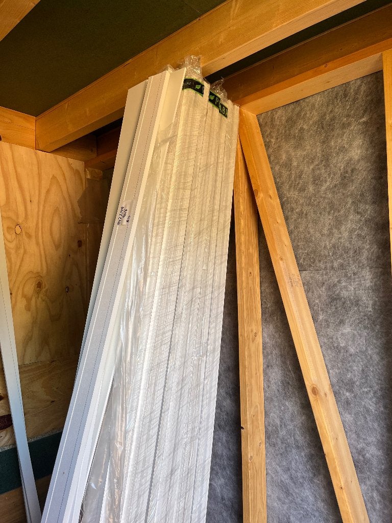Nieuwe MDF plinten – Plintenfabriek – 26 stuks, Ophalen, Overige materialen, Nieuw, Vloerdelen of -planken