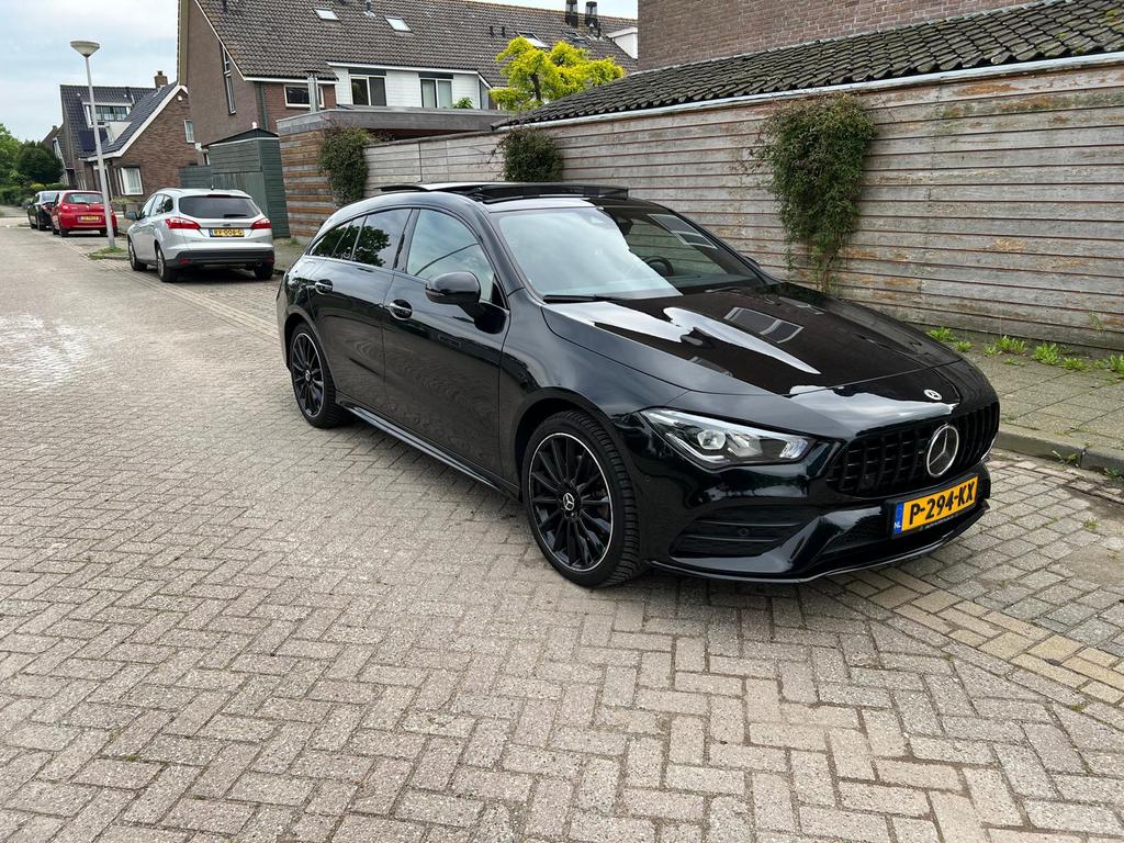 Mercedes-Benz CLA 250e AMG Line FULL OPTIONS |, Auto's, Mercedes-Benz, CLA, Plug-in hybride, Stationwagon, 1600 kg