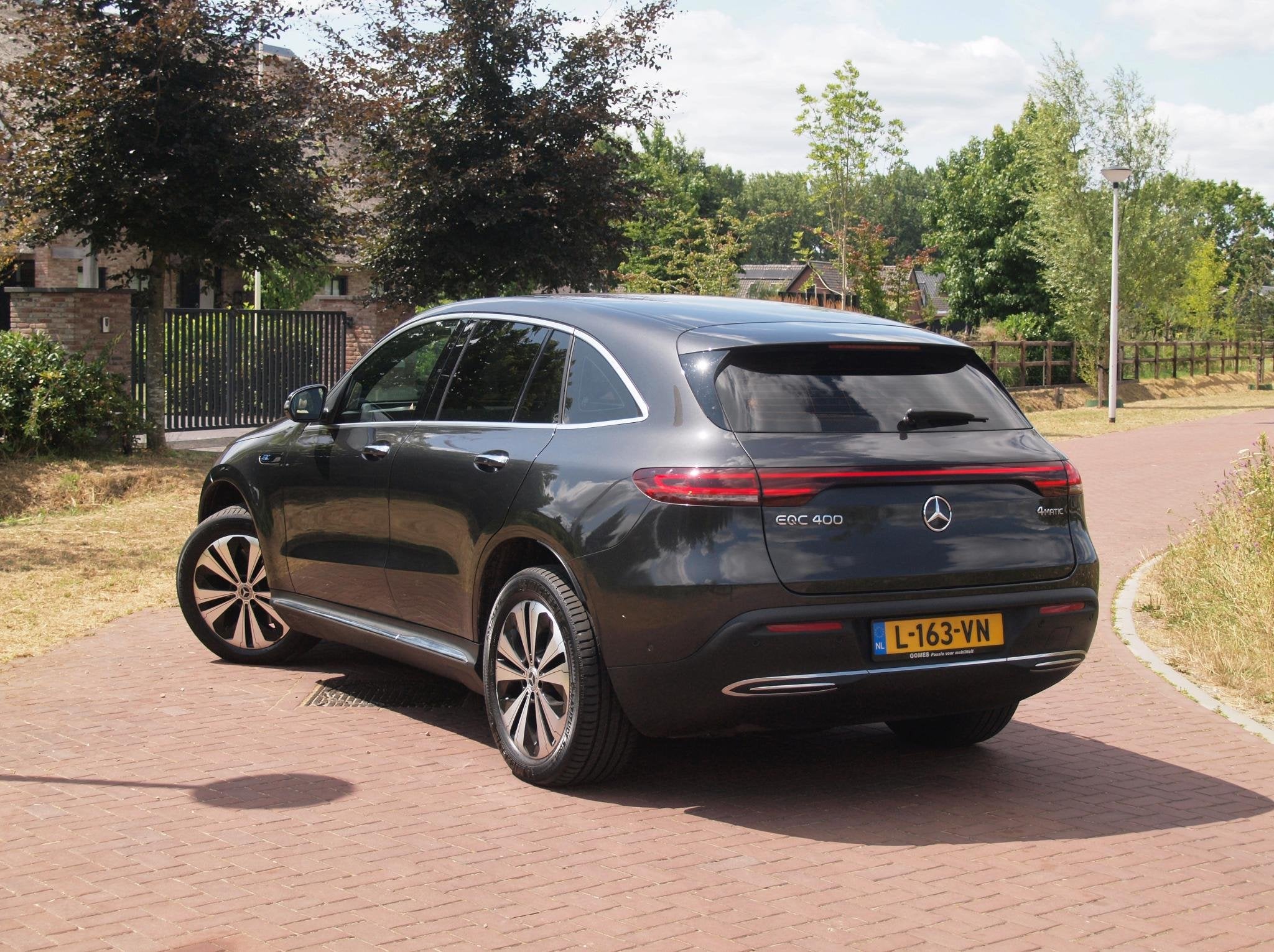 Mercedes-Benz EQC 400 4MATIC Business Solution Luxury 80 kWh, Auto's, Automaat, 402 km, Beige, 80 kWh