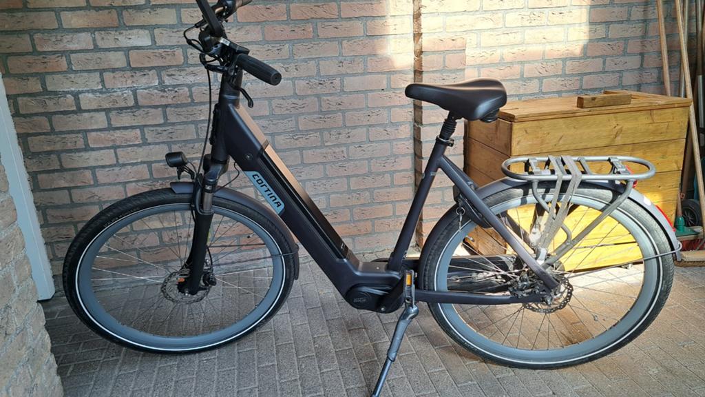 E-bike Cortina E-nite, Fietsen en Brommers, Elektrische fietsen, Gebruikt, Cortina, 55 tot 59 cm, 50 km per accu of meer, Ophalen
